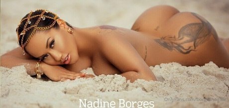 Foto di nudo di fuga di OnlyFans di Nadine Borges