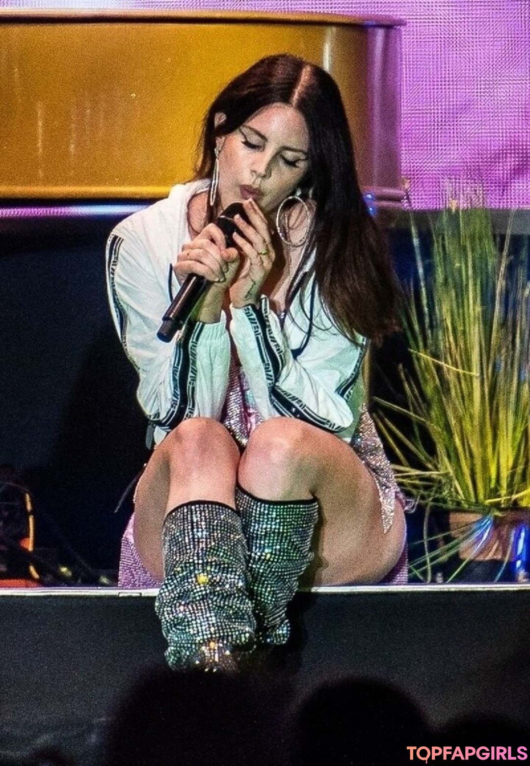 Foto di nudo di fuga di OnlyFans di Lana Del Rey #262 Foto di nudo di fuga di OnlyFans di Lana Del Rey #262
