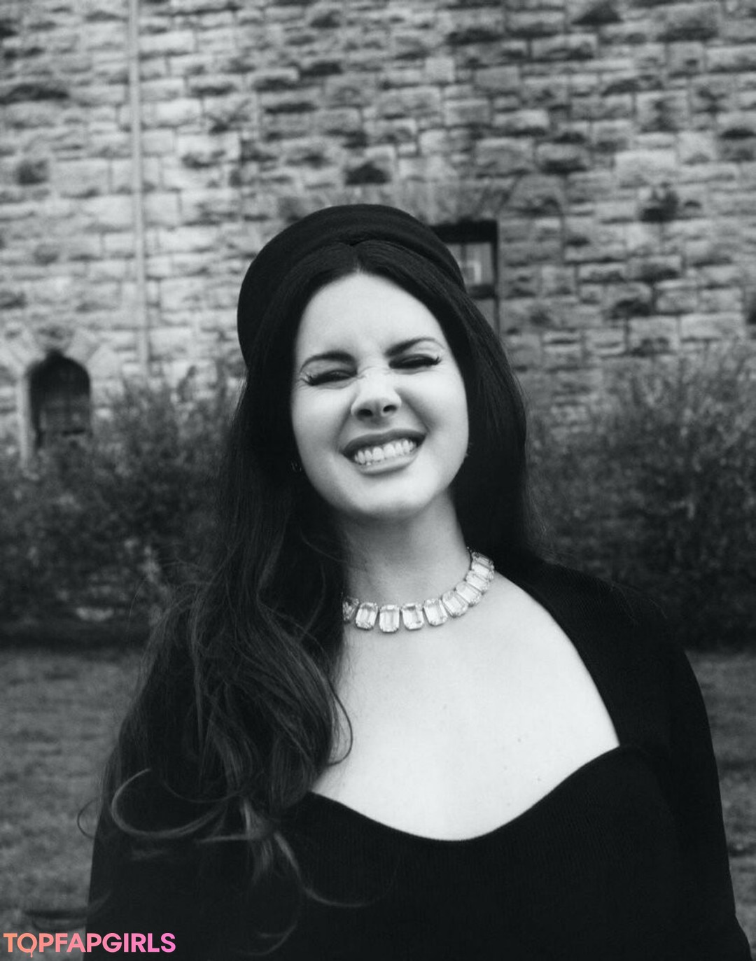 Foto di nudo di fuga di OnlyFans di Lana Del Rey #44 Foto di nudo di fuga di OnlyFans di Lana Del Rey #44