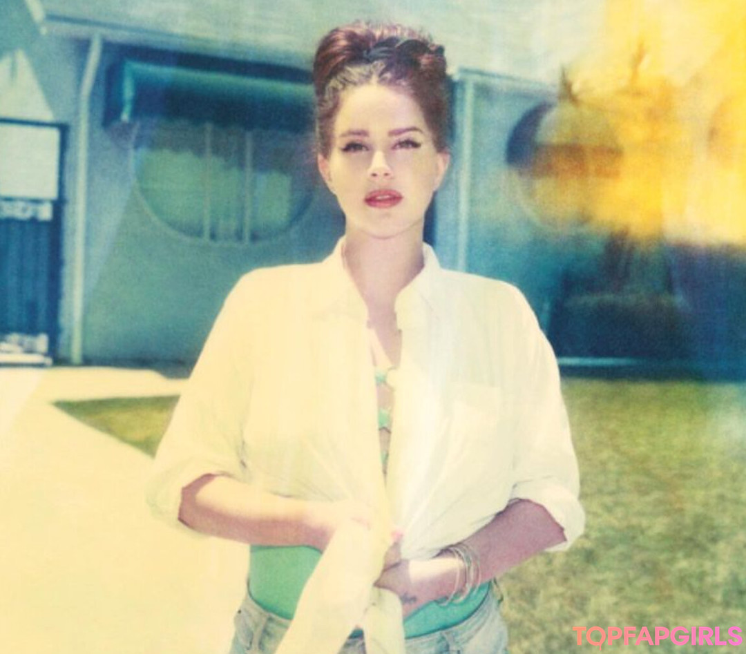 Foto di nudo di fuga di OnlyFans di Lana Del Rey #472 Foto di nudo di fuga di OnlyFans di Lana Del Rey #472