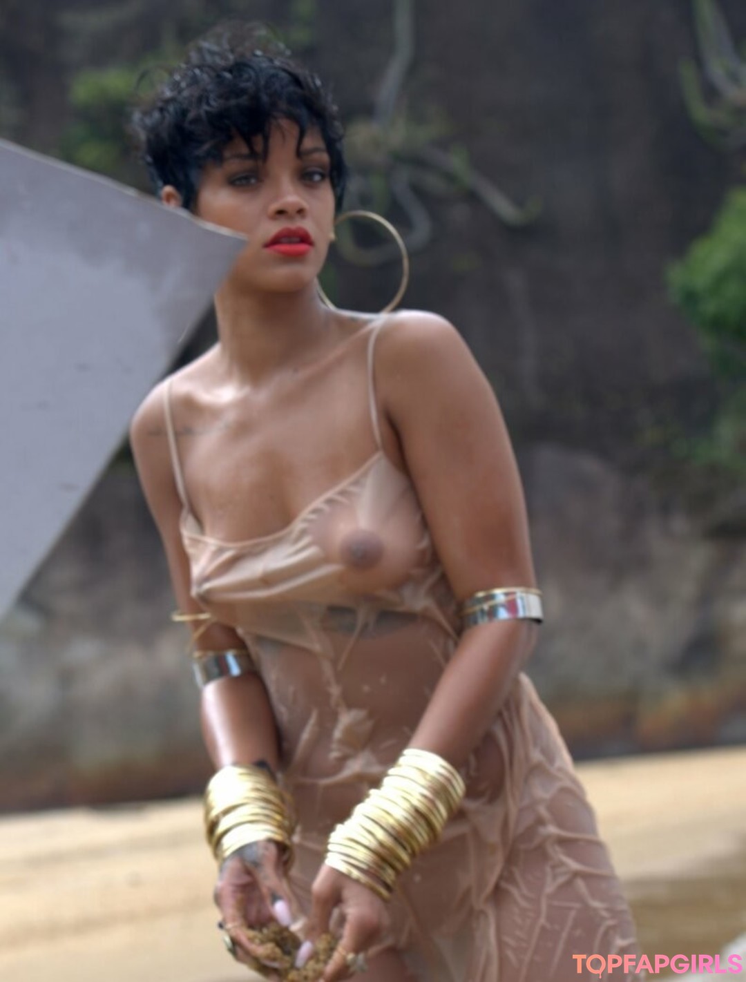 Foto di nudo di fuga di OnlyFans di Rihanna #1517