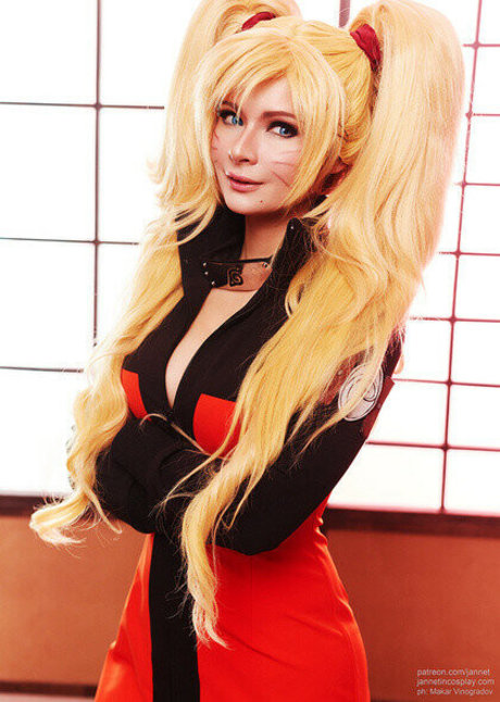Jannet In Cosplay