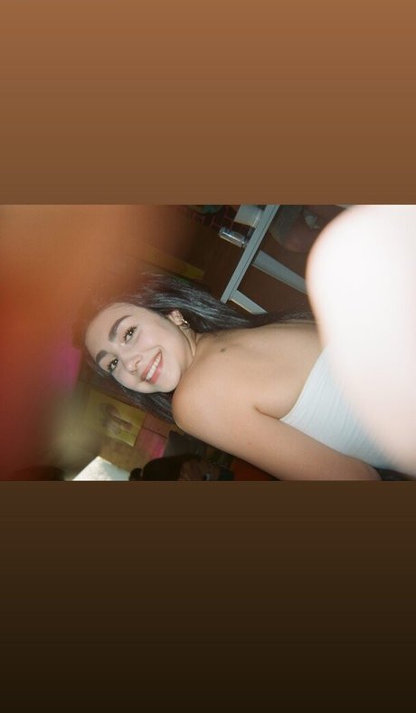 Alexa Mansour