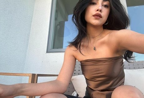 Alexa Mansour