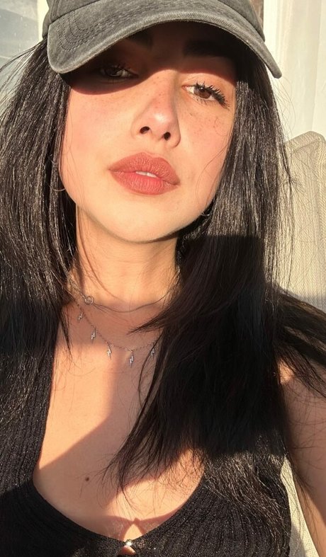 Alexa Mansour