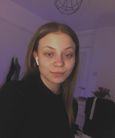 Foto di nudo di fuga di OnlyFans di Isabella Dorta