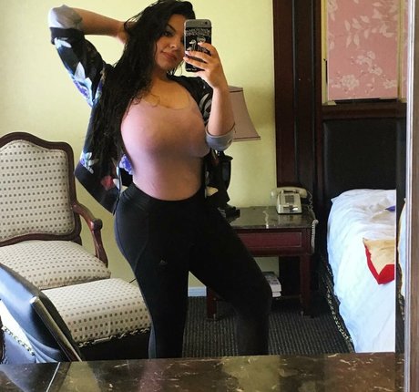 Foto di nudo di fuga di OnlyFans di Iloveteniah