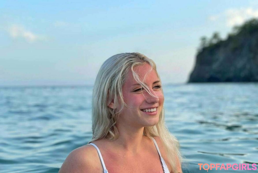 Foto di nudo di fuga di OnlyFans di Aliceinwonderlandxo #44 Foto di nudo di fuga di OnlyFans di Aliceinwonderlandxo #44