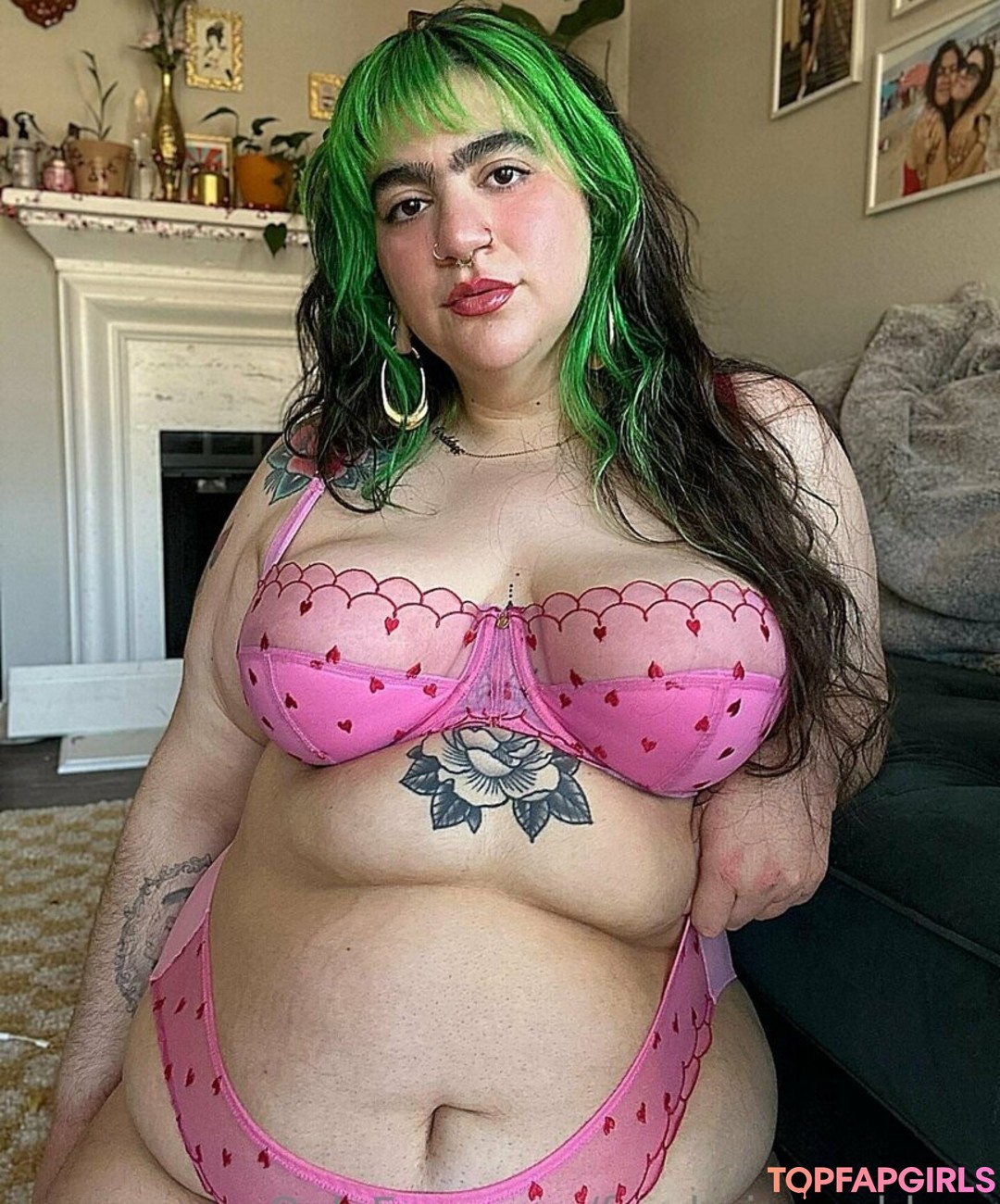 Foto di nudo di fuga di OnlyFans di Freehairygoddess #7 Foto di nudo di fuga di OnlyFans di Freehairygoddess #7