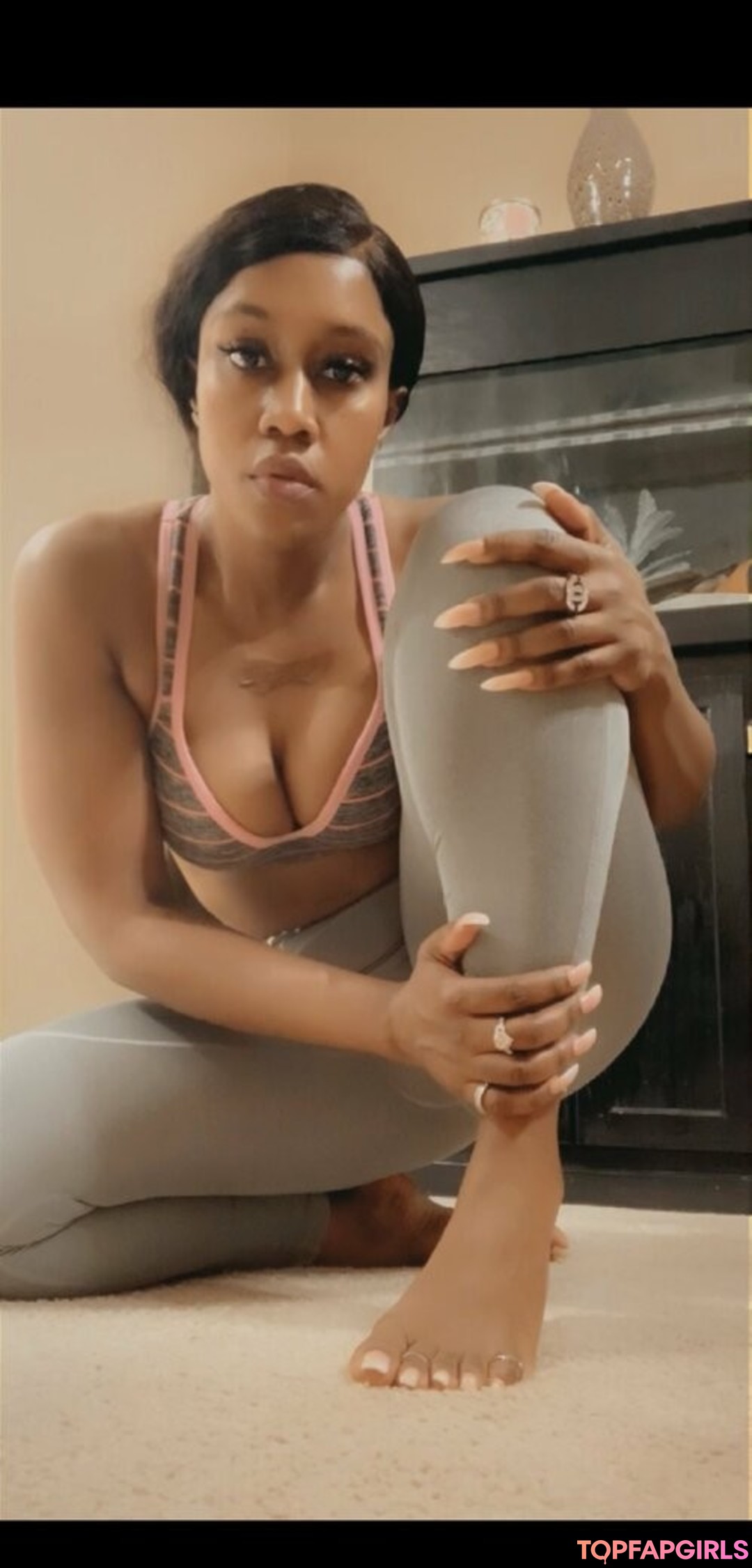 Foto di nudo di fuga di OnlyFans di Haitianbabefeet #27 Foto di nudo di fuga di OnlyFans di Haitianbabefeet #27