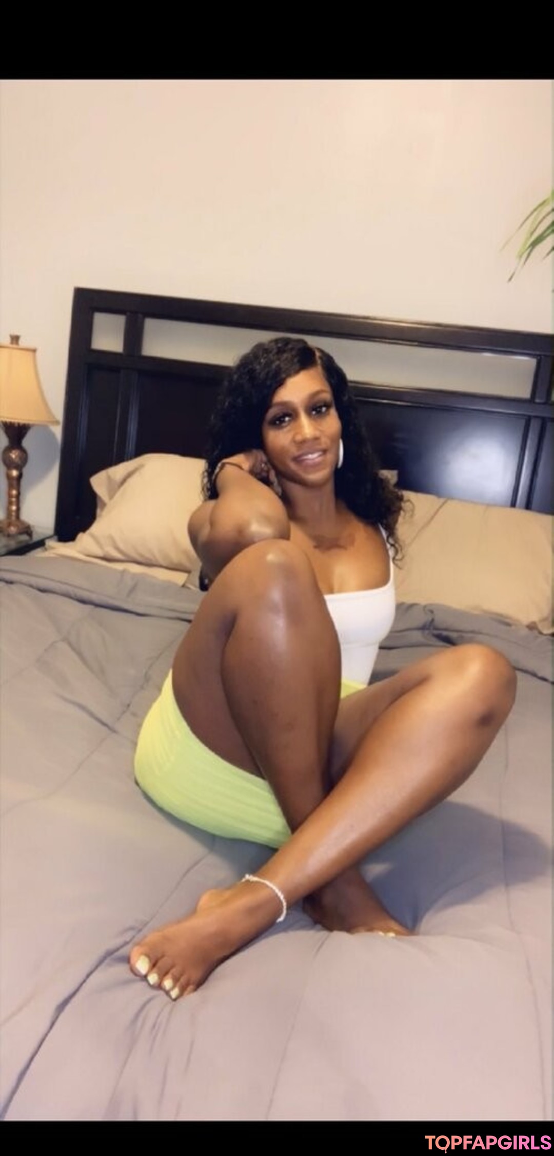 Foto di nudo di fuga di OnlyFans di Haitianbabefeet #42 Foto di nudo di fuga di OnlyFans di Haitianbabefeet #42