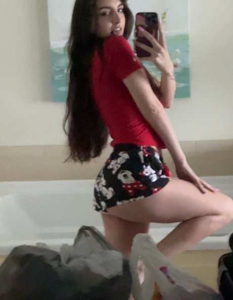 Beebee Asmr