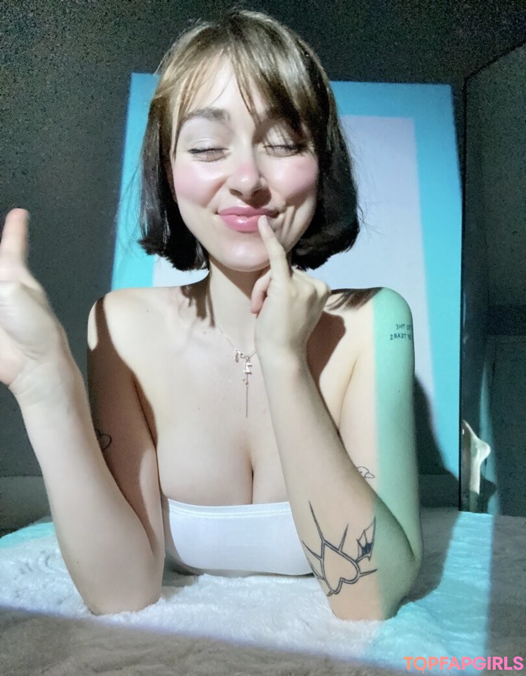 Foto di nudo di fuga di OnlyFans di Awholelottazozo #41 Foto di nudo di fuga di OnlyFans di Awholelottazozo #41