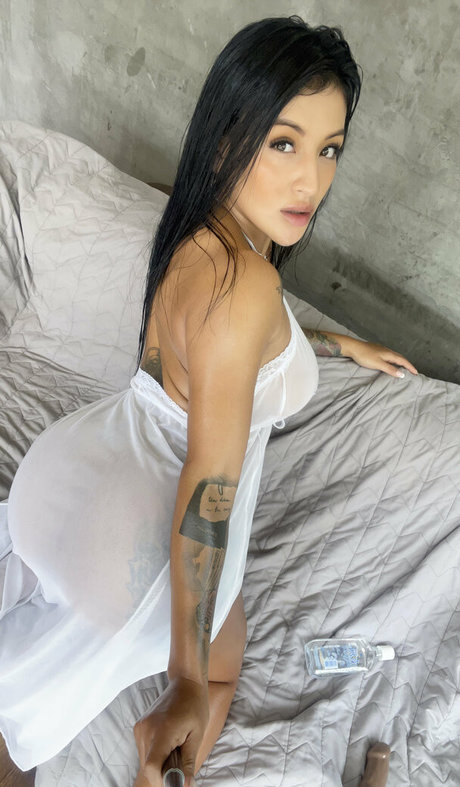 Foto di nudo di fuga di OnlyFans di Milenasky