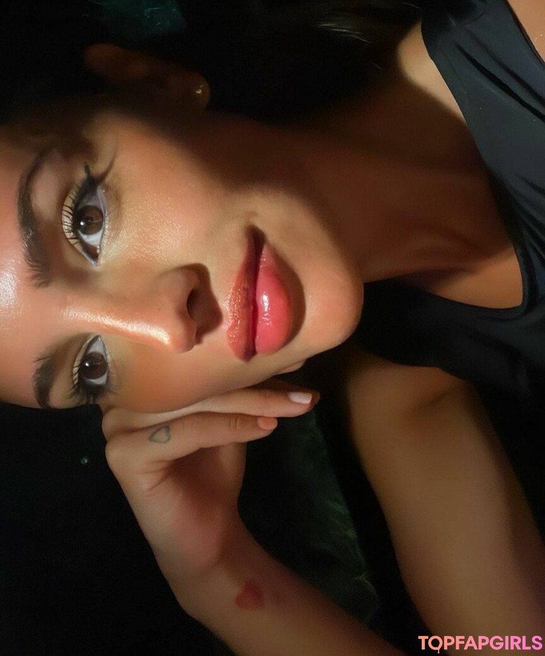 Foto di nudo di fuga di OnlyFans di Eiza Gonzalez #1015