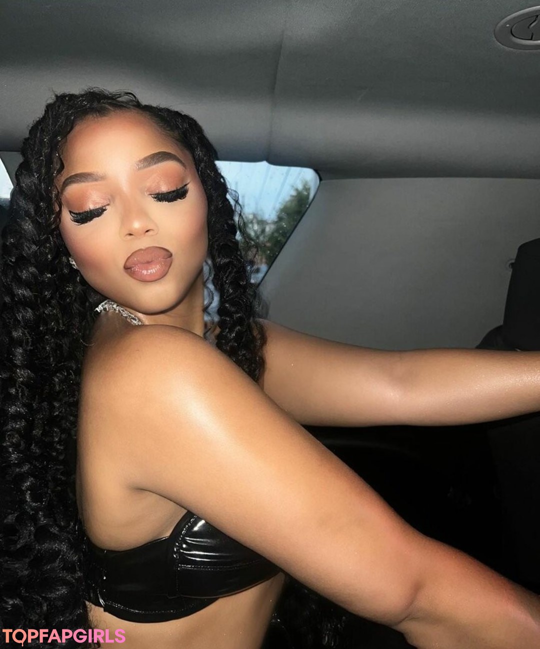 Foto di nudo di fuga di OnlyFans di Chloe Bailey #747 Foto di nudo di fuga di OnlyFans di Chloe Bailey #747