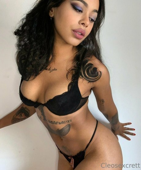 Foto di nudo di fuga di OnlyFans di Yourcleopathra