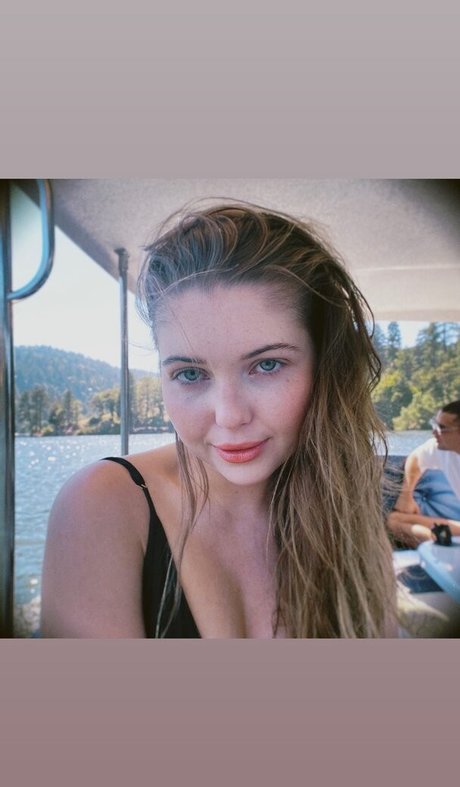 Foto di nudo di fuga di OnlyFans di Sammi Hanratty