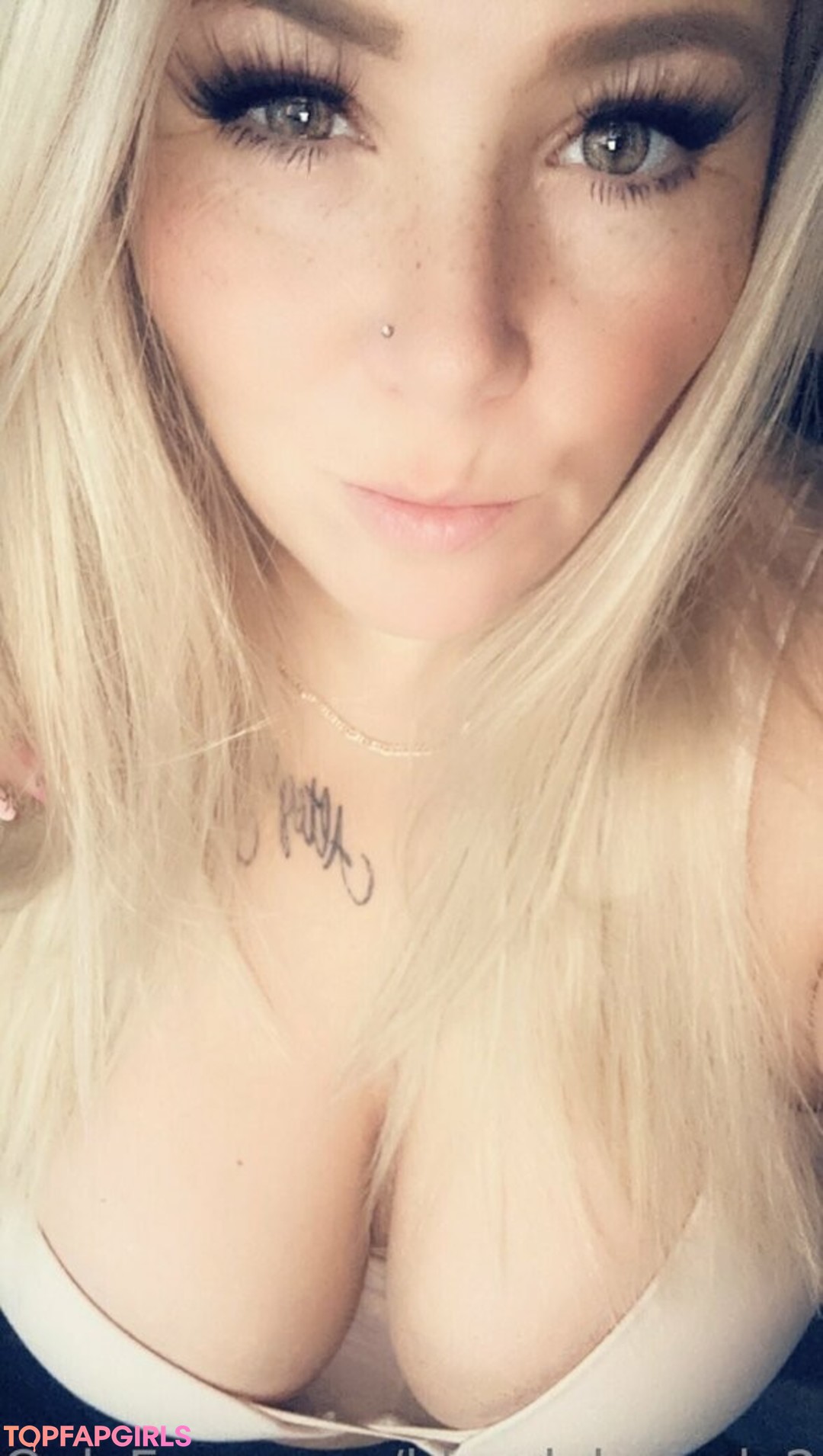 Foto di nudo di fuga di OnlyFans di Blondebrandy269 #21 Foto di nudo di fuga di OnlyFans di Blondebrandy269 #21