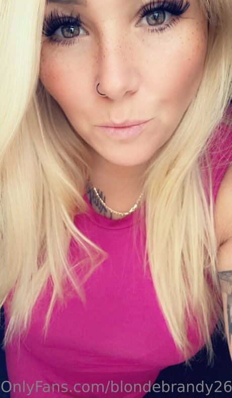 Foto di nudo di fuga di OnlyFans di Blondebrandy269