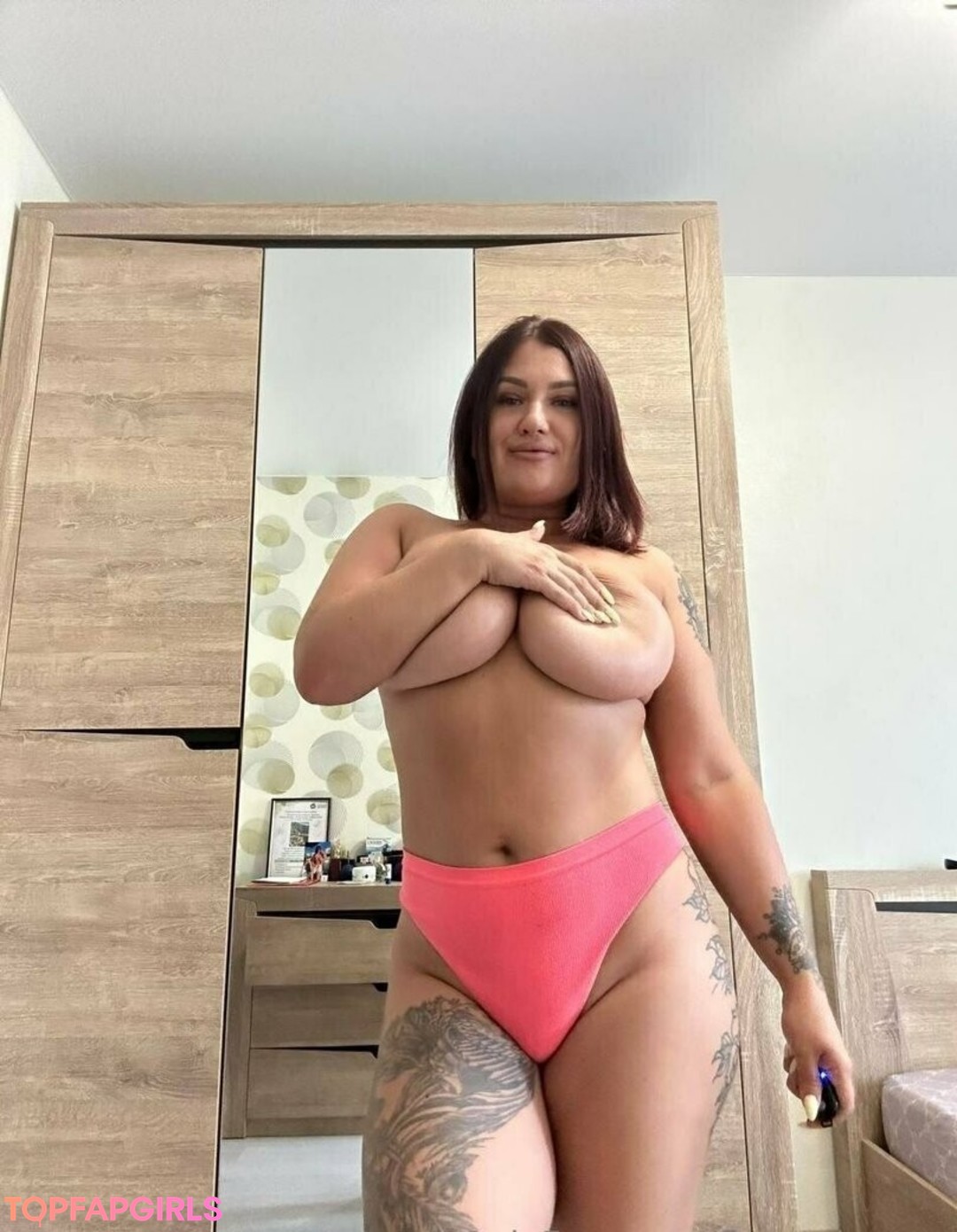 Foto di nudo di fuga di OnlyFans di Flovprincess #1378
