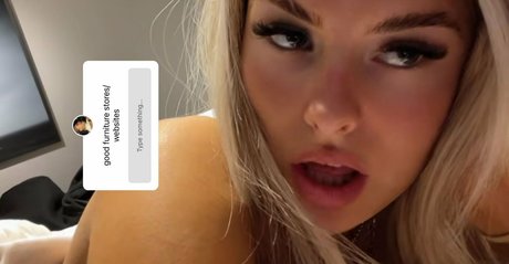 Foto di nudo di fuga di OnlyFans di Kerri Gribble