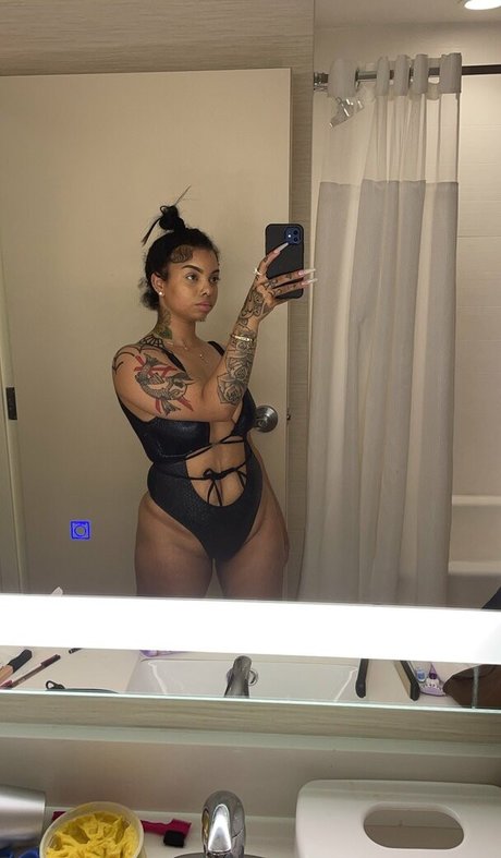 Foto di nudo di fuga di OnlyFans di Mamasmamasrec