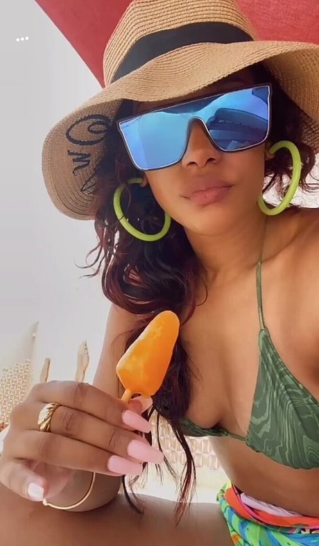 Foto di nudo di fuga di OnlyFans di Candice Patton