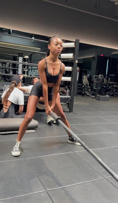 Foto di nudo di fuga di OnlyFans di Skai Jackson