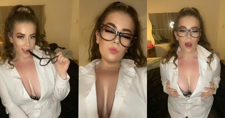 Foto di nudo di fuga di OnlyFans di Ameliaskye98