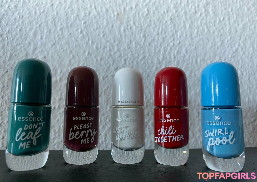 Foto di nudo di fuga di OnlyFans di Misscharliestoybox #25 Foto di nudo di fuga di OnlyFans di Misscharliestoybox #25