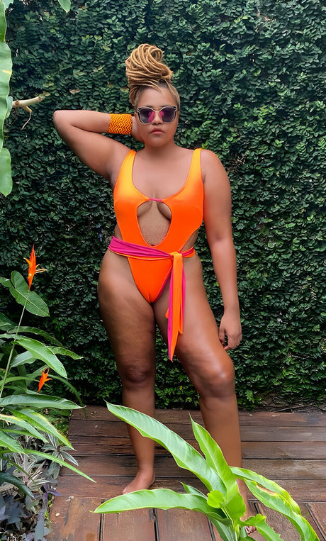 Foto di nudo di fuga di OnlyFans di Gaby Amarantos