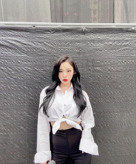 WomenK-pop