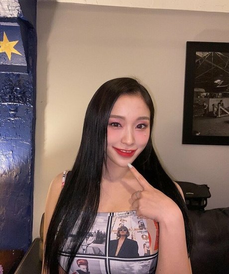 WomenK-pop