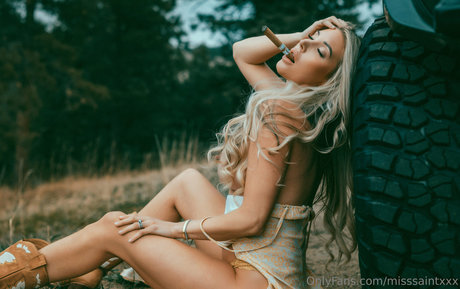 Foto di nudo di fuga di OnlyFans di Misssaintxxx