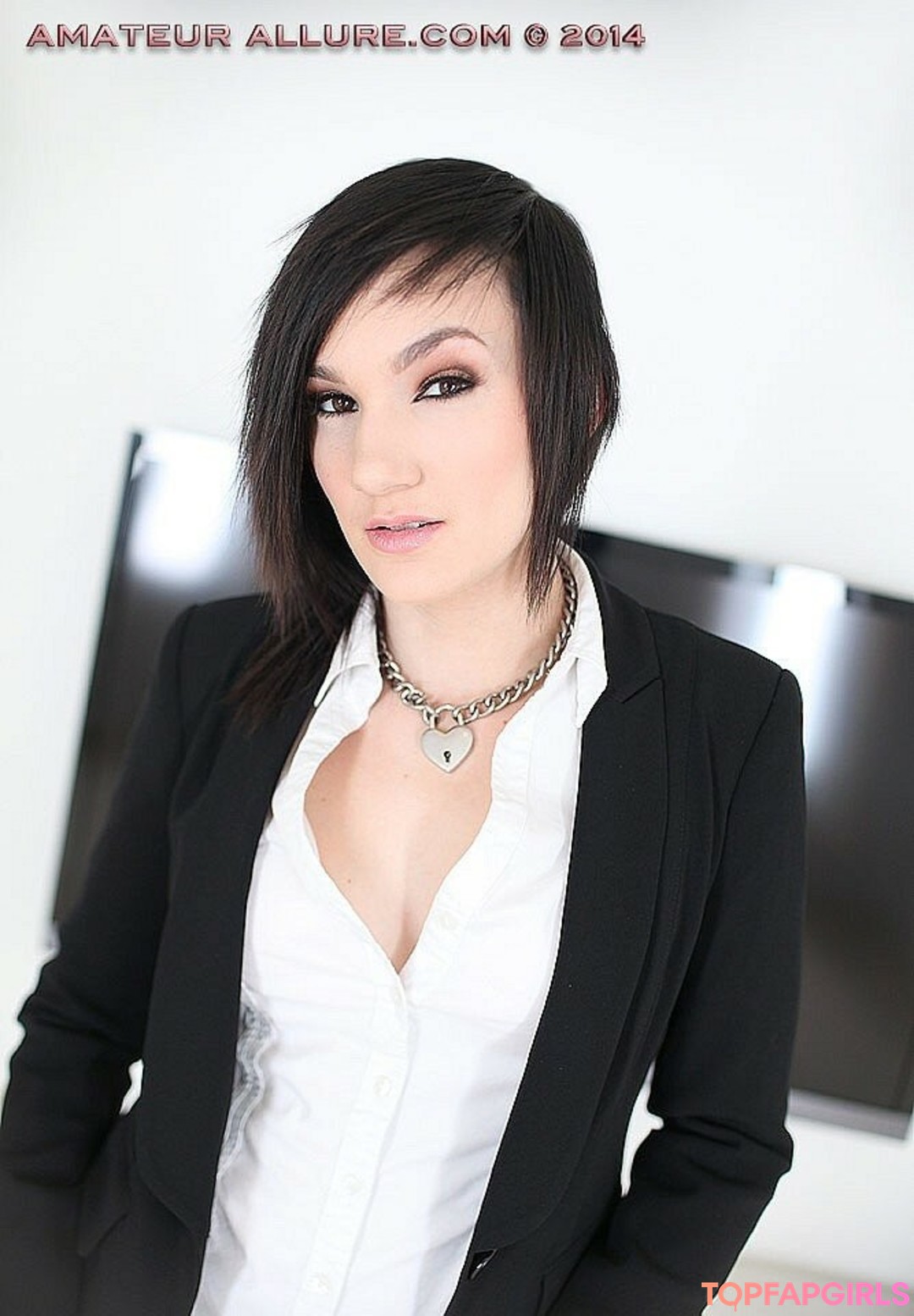 Foto di nudo di fuga di OnlyFans di Amateur Allure #15 Foto di nudo di fuga di OnlyFans di Amateur Allure #15