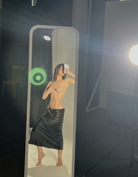 Foto di nudo di fuga di OnlyFans di Toma Efremova