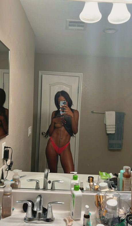 Amberoxrose