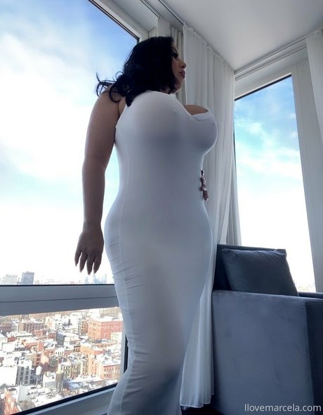 Foto di nudo di fuga di OnlyFans di Latinamilfnyc