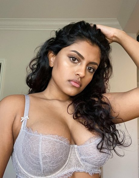 Yamini Nambimadom