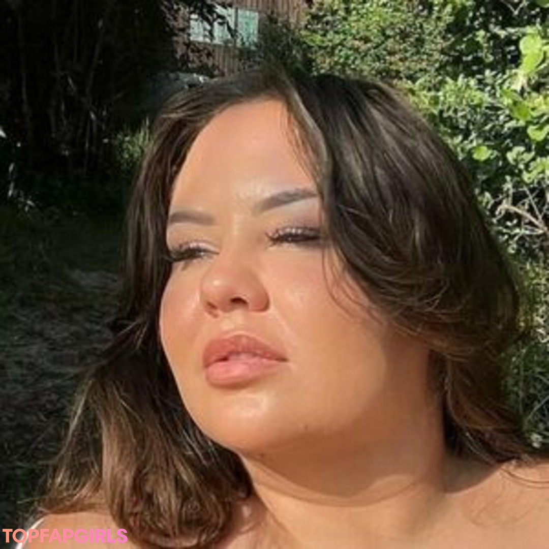 Foto di nudo di fuga di OnlyFans di Aliceangel #9 Foto di nudo di fuga di OnlyFans di Aliceangel #9