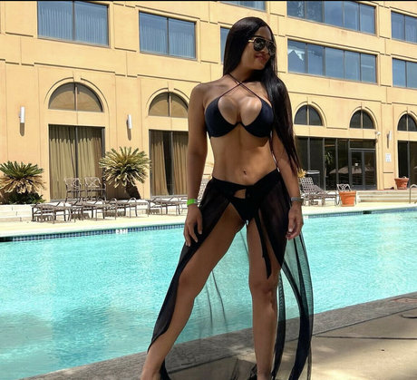 Foto di nudo di fuga di OnlyFans di Marianny1616