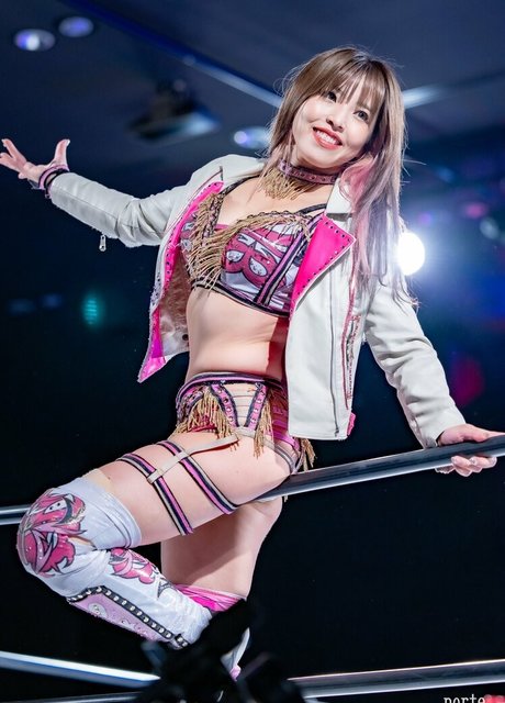 Mina Shirakawa