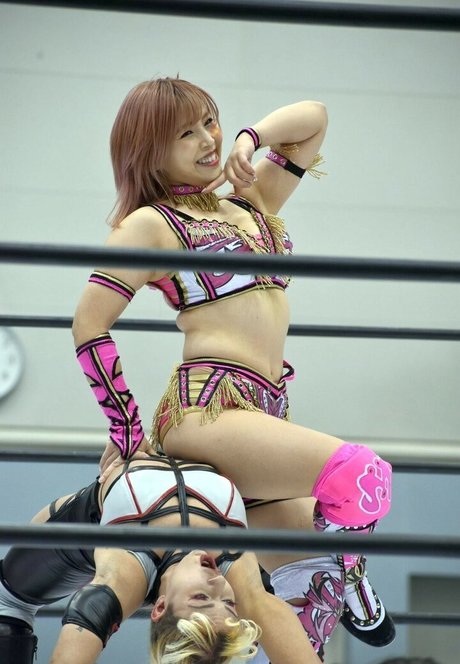 Mina Shirakawa