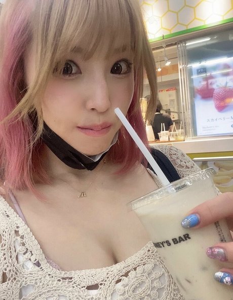Mina Shirakawa
