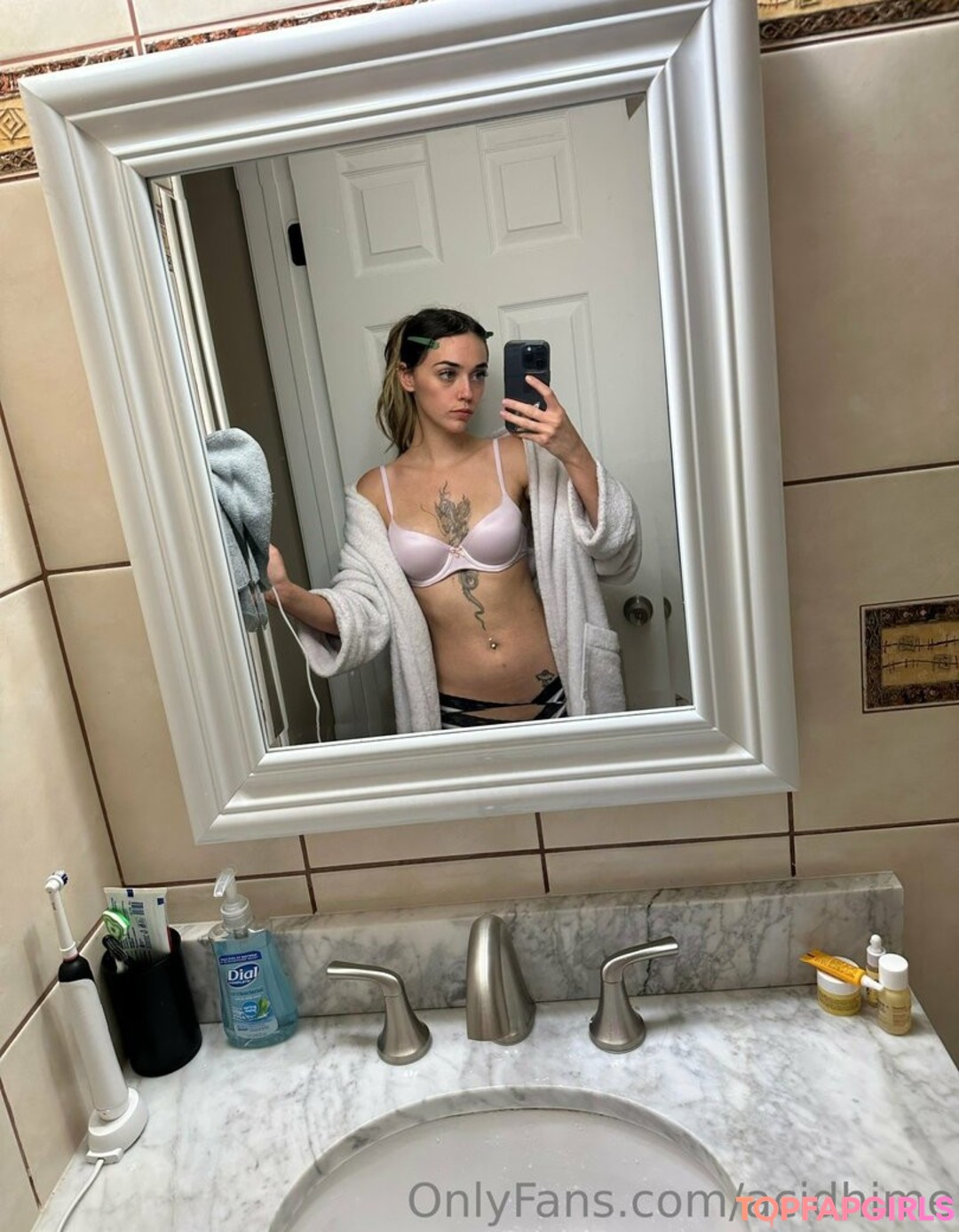 Foto di nudo di fuga di OnlyFans di Aciddraindrop #17 Foto di nudo di fuga di OnlyFans di Aciddraindrop #17