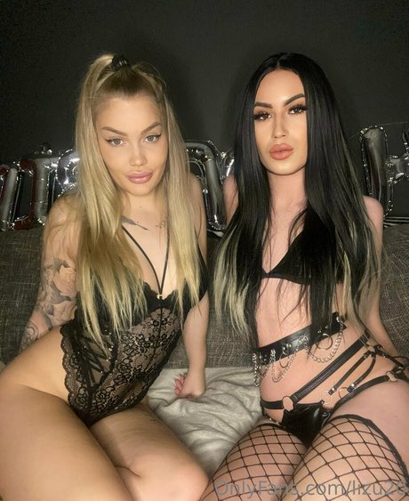 Foto di nudo di fuga di OnlyFans di Lizu20
