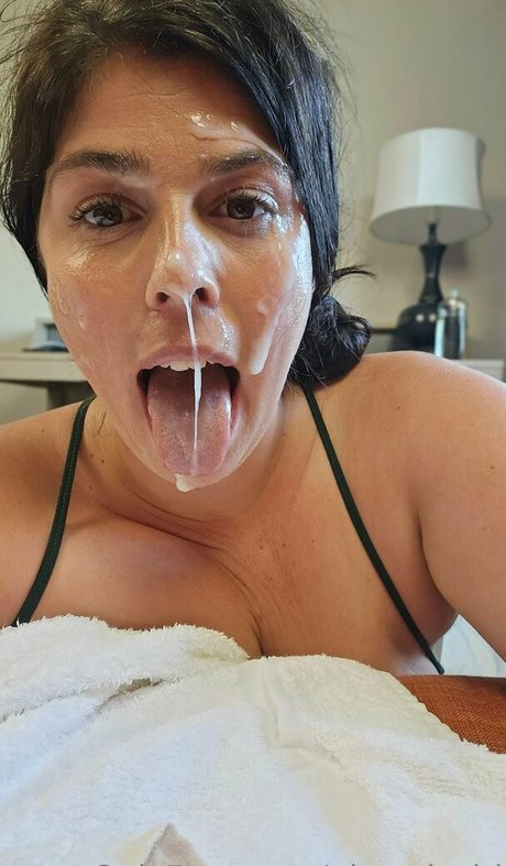 Foto di nudo di fuga di OnlyFans di Glazedgirl