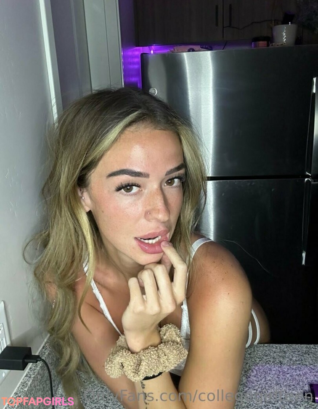 Foto di nudo di fuga di OnlyFans di Collegegirlteen #381 Foto di nudo di fuga di OnlyFans di Collegegirlteen #381