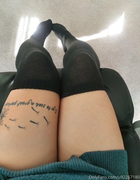 Foto di nudo di fuga di OnlyFans di Greensweater